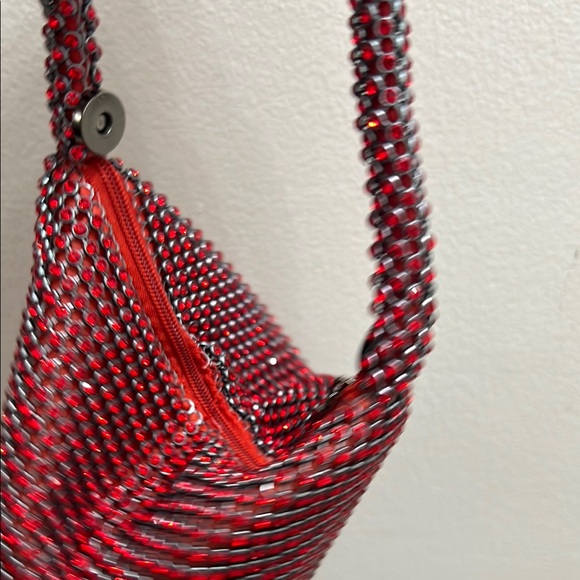 Elegant Red Beaded Women's collectible Bag - Picture 3 of 8